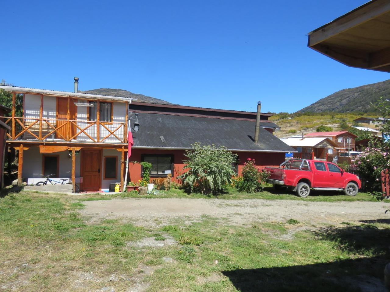 Hostal Y Cabanas Peumayen Puerto Guadal Εξωτερικό φωτογραφία